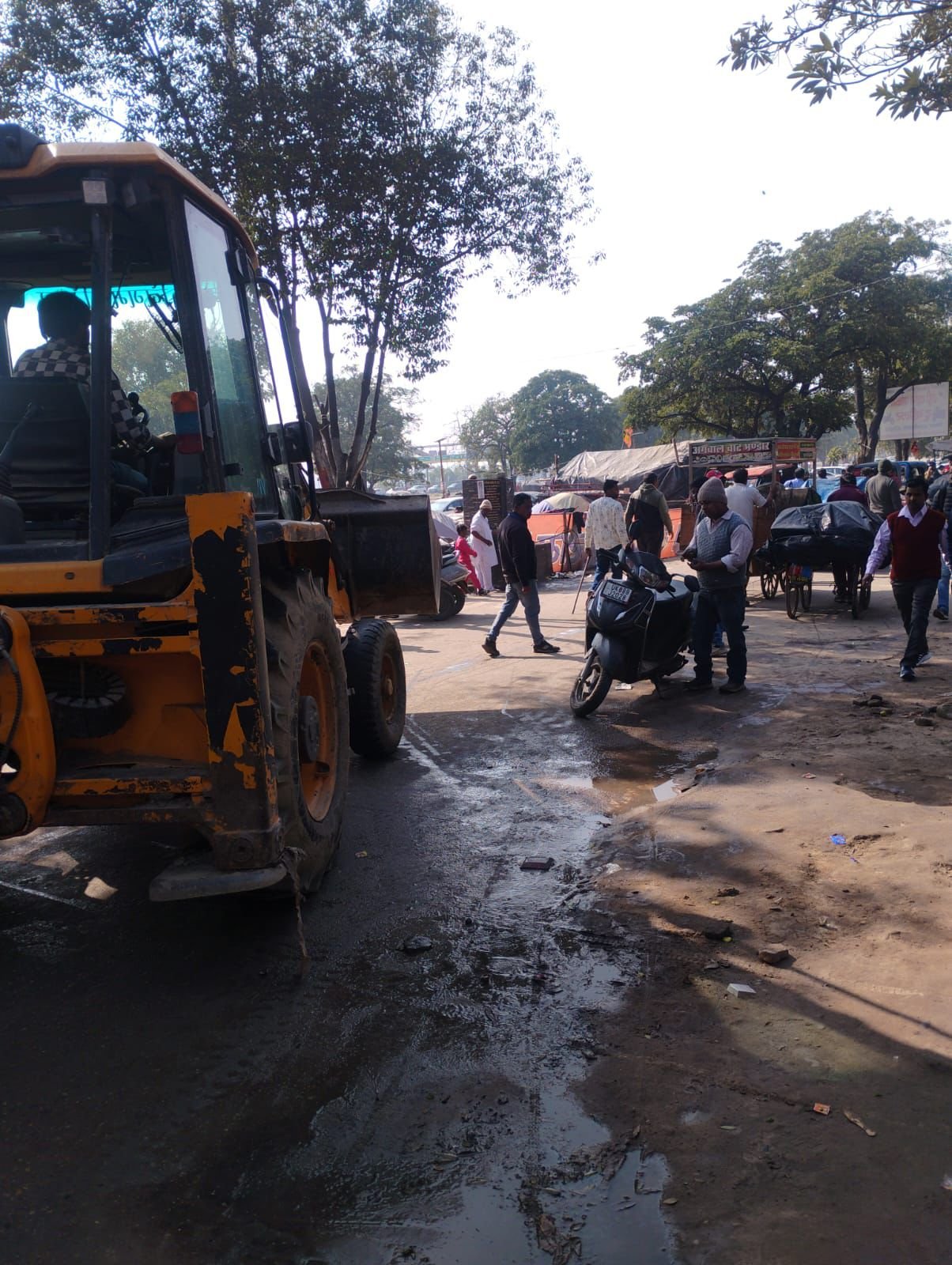 नगर निगम हरिद्वार द्वारा नगर क्षेत्र में अतिक्रमण हटाओ अभियान संचालित